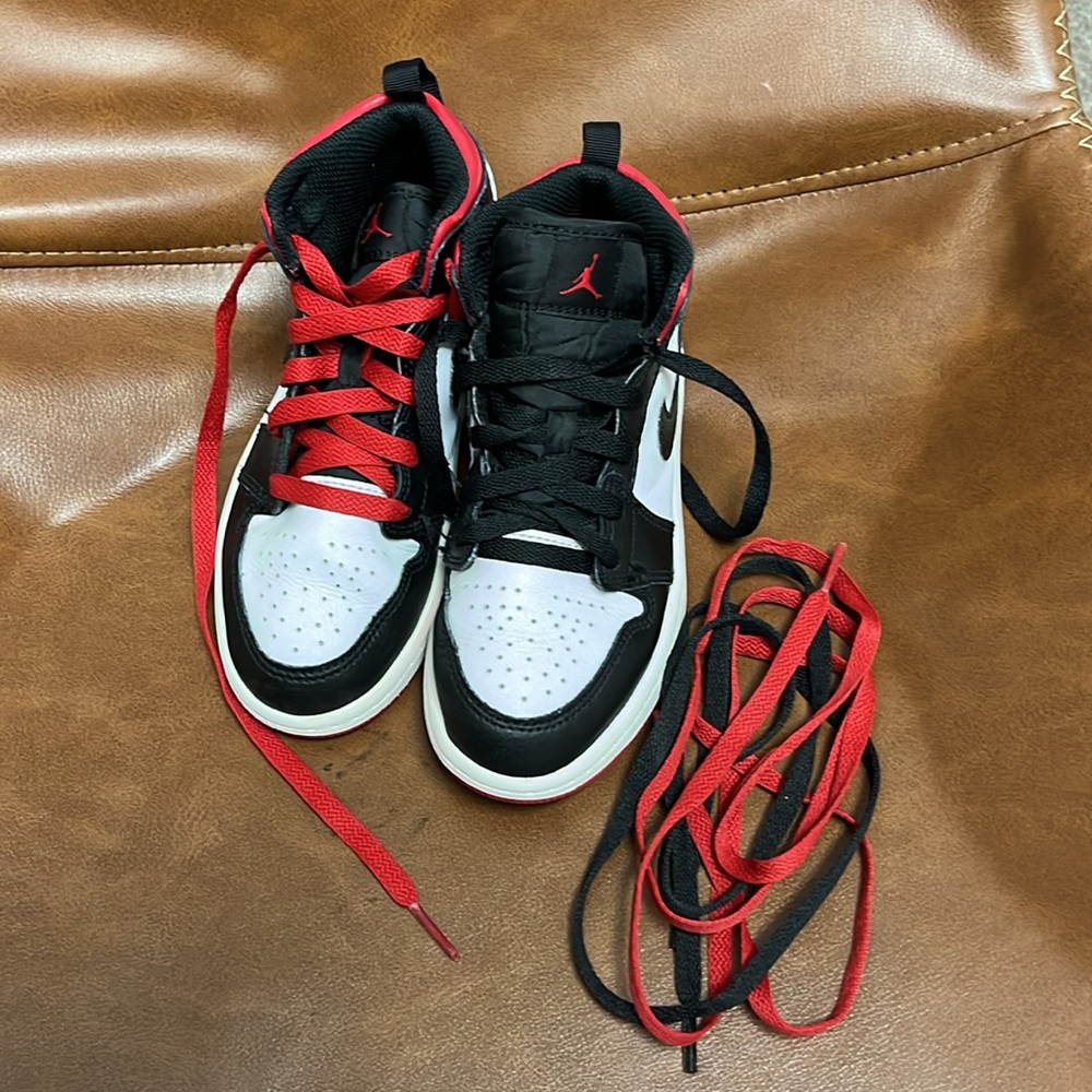 Nike Air Jordan Kids 13.5